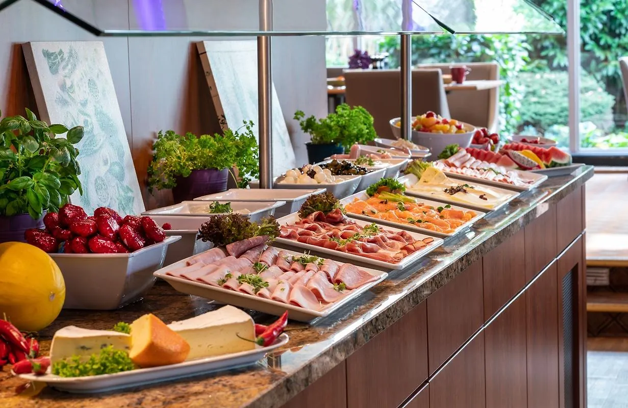 Leonardo Hotel Düsseldorf Airport Ratingen 4*,