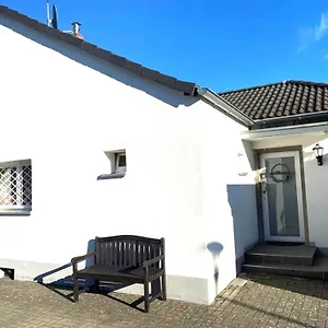 Wohnzeit-koeln Vakantiehuis